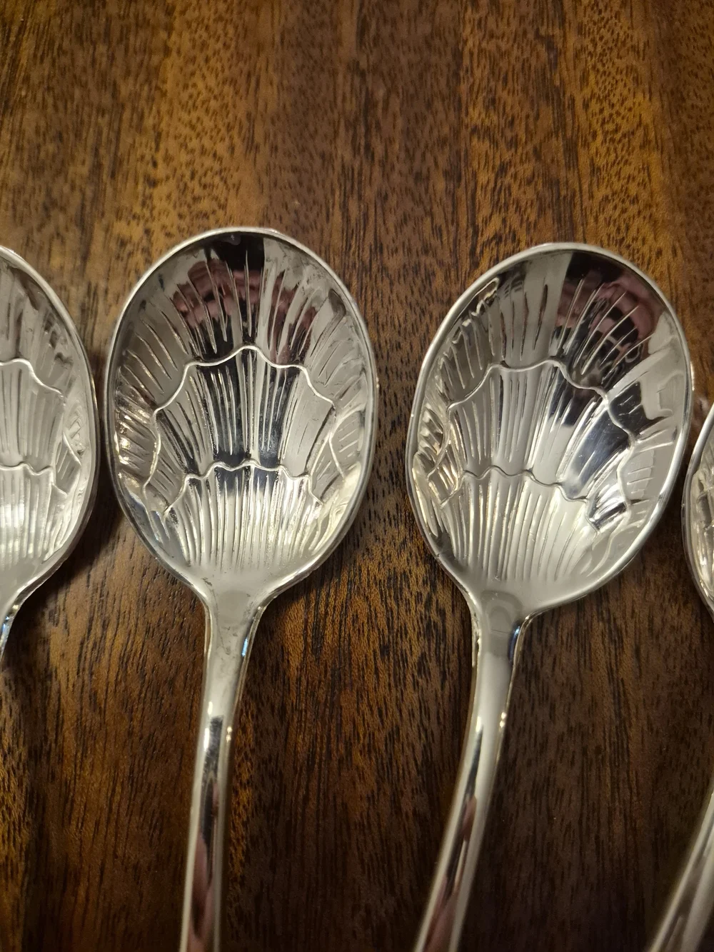 Silver Plated  Floral-Scallop Dessert  Spoon Set - 6 Pieces Made In Italy